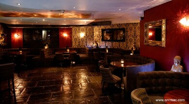 LET'S PARTY: LADIES FREE