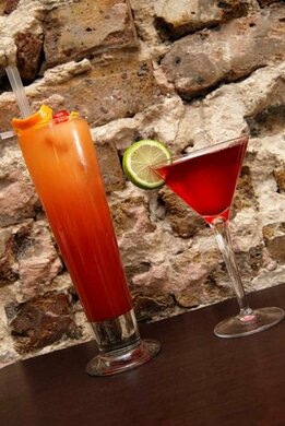 24-32's Singles Mingle