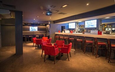 NEW YEARS EVE PARTY @RILEYS CENTRAL LONDON N.