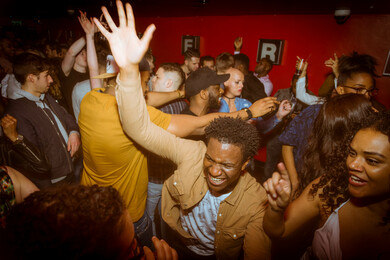 Throwback Classics - Hip Hop + R&B Anthems