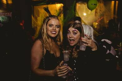 HALLOWEEN PARTY @ The MacBeth