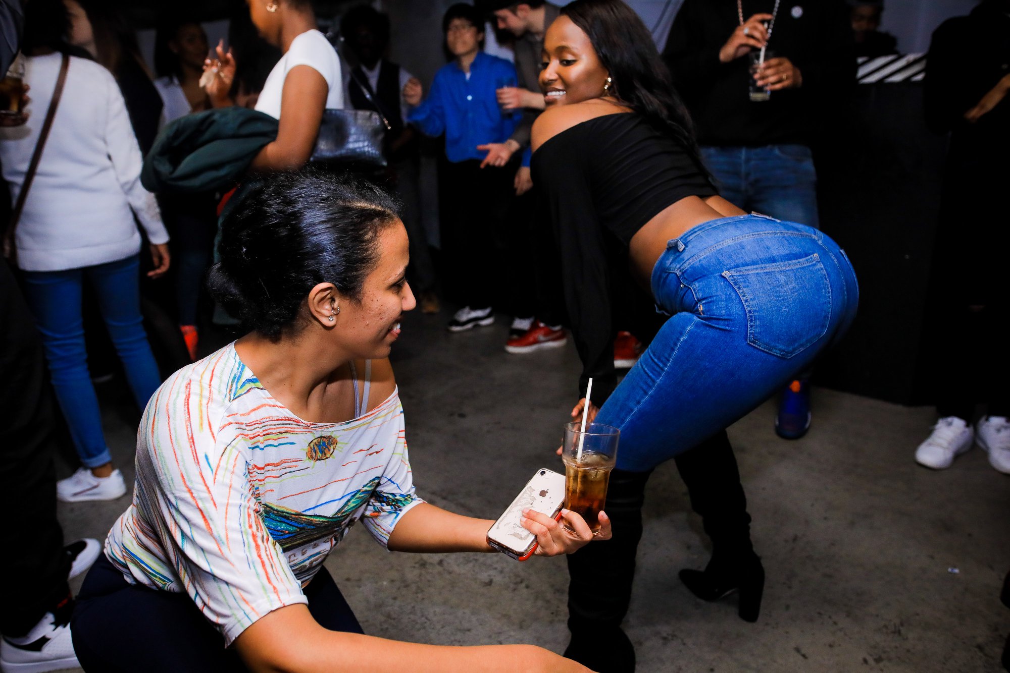 PARADISE SUNDAYS - Cocktails x Food x Music