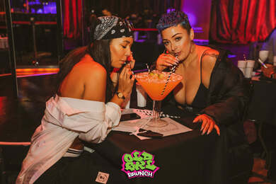 Old Skl Brunch w/60 Mins Bottomless Drinks