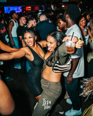 Issa Vibe: The Friday Spot - Xmas Eve Eve @26Leake