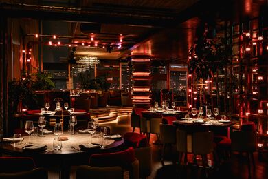 Wednesday Night Speed Dating at CÉ LA VI Rooftop Bar | Ages 30–45